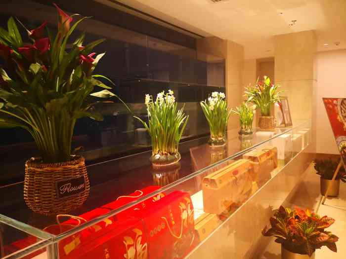 鲍鱼王子(深圳大厦店)-"上等的原材料,每一道菜都很精心制作「红.