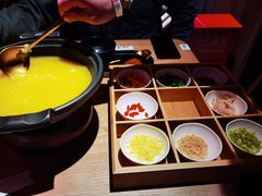 -川堂风·跷脚牛肉·乐山爆炒(宝山日月光店)