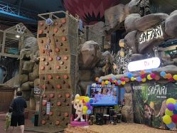 -卡通尼·Safari非洲探索乐园·生日会(金桥国际商业广场店)