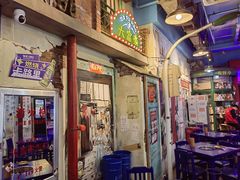 -马路边边串串香形象店(磐石路店)