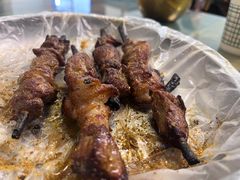-艾力江和田馕坑烤肉店