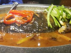 家烧鱼头-青年公社烤鸭(青年路店)