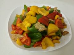 -明月食府(二区干二路店)