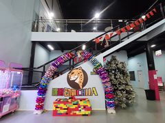 -嘿哟动霸CHUA·新潮玩运动娱乐中心·蹦床滑冰团建乐园