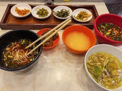 -乡党臊子面(丰庆公园店)