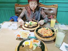-汤姆家的优质牛排(王府井店)