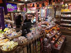 零售区-猫相扑零食杂货铺(欧洲城店)