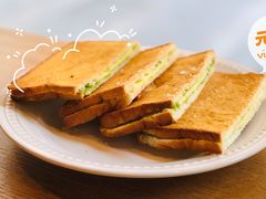 咖椰吐司-HELLO 27 意面·沙拉·帕尼尼