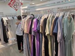-广州白马服装市场