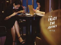 -钟书阁(松江泰晤士小镇店)