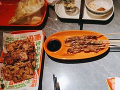 -威记烧嘢·南宁烧烤·超级生牛(绿地店)