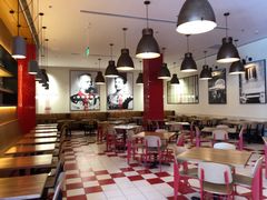 -城市大道红炉披萨烘焙坊