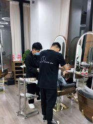 -ON STAR SALON