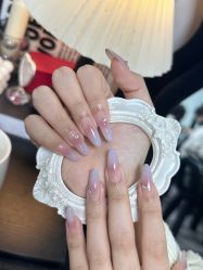 -芊屿芊浔美甲