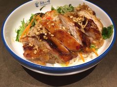 -美奈小馆·越南料理(中航城君尚购物中心店)