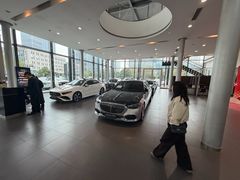 -杭州中升之星奔驰4S店(滨江店)