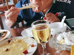 -微山岛春天里酒家