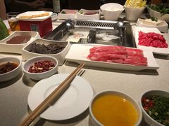 -海底捞火锅鲜切牛肉主题店(长寿路店)