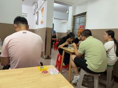 -铁锅哥米线