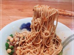 -兵哥豌豆面(雅颂居店)