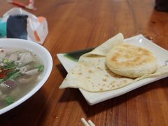 -岳记羊肠馆(陵园小区店)