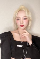 -AYO SALON
