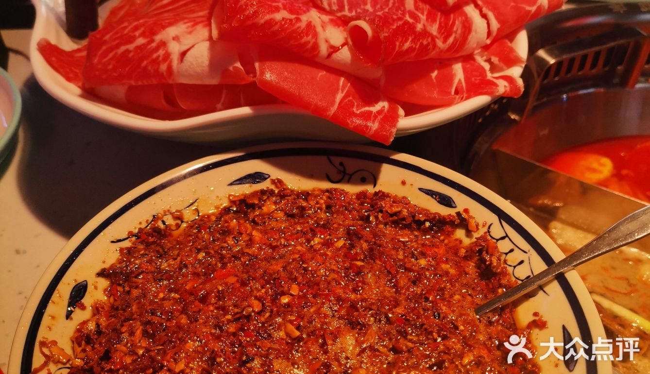 西安城墙根下🏰正宗的成都老火锅🔥，舌尖上的川渝美食！