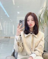 -AYO SALON