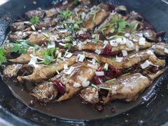 铁锅小黄鱼-老孟拉面海鲜餐厅