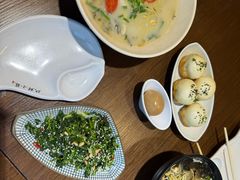 -玖鲜小笼(中山广场店)