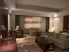 -兴芮温泉度假区