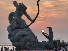 -巴陵广场