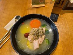 -初念轻轻然(长阳创谷店)