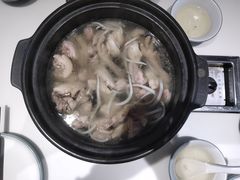 -东椰·海南椰子鸡火锅(朝阳门店)