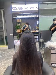 -藤野造型•烫染专业店