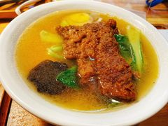 红烧大排面-富源春面馆(四川北路店)