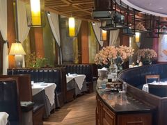 -八府香鸭·啫啫煲(华山路店)