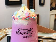 草莓朱古力奶-柯斗斗主题餐厅·狗咖·围炉煮茶·茶饮(国瑞升平里店)