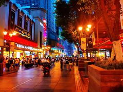 -八一好吃街·高品美食广场