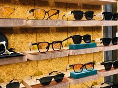-MUJOSH木九十眼镜(月星环球港B1店)