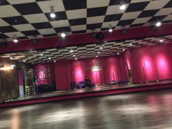 -STUDIO E POLE DANCE