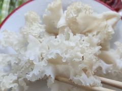 -毛辣果·贵州红酸汤牛肉火锅(西单店)