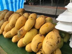 -芒果糯米饭摊子