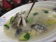 -邛海风味特色菜馆