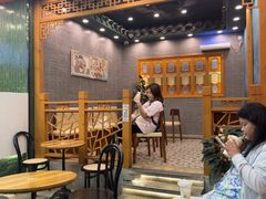 -茶理宜世(乐峰广场·尝乐集店)