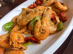 -鸿亨泰杂鱼馆(港馨家园店)