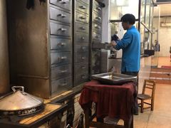 -信行丰炖品皇店(光孝路店)