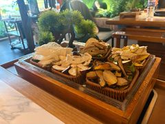 -野菌皇海景野生菌火锅(滨海大道店)