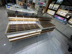 -光明眼镜·蔡司授权(九亭U天地店)