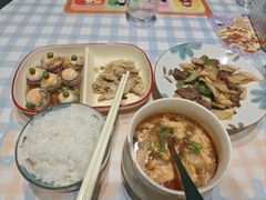 -悦芽照护月嫂+育儿嫂(杭州店)